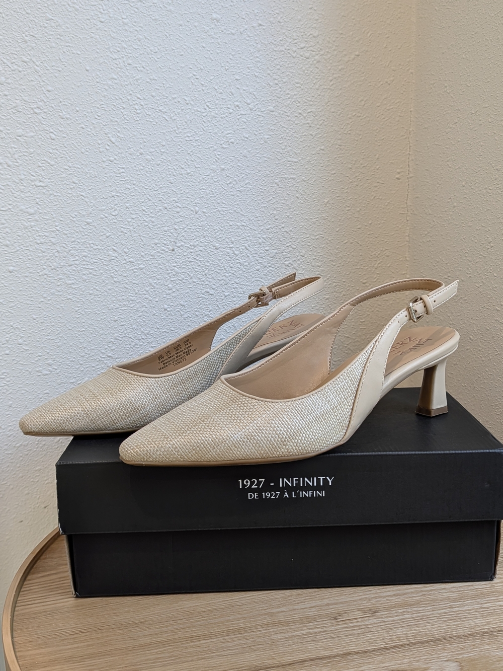Naturalizer Cream Woven Slingback Heels Size 8 Wide NWT